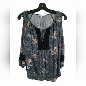 DR2 Multi-Colored Blouse Size Small Long Sleeve Open Shoulder Loose Fit